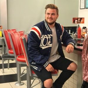 Meet your Posher, Stephen